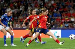 开云体育-欧洲杯女足决赛逆袭！瑞典队力克西班牙队的简单介绍