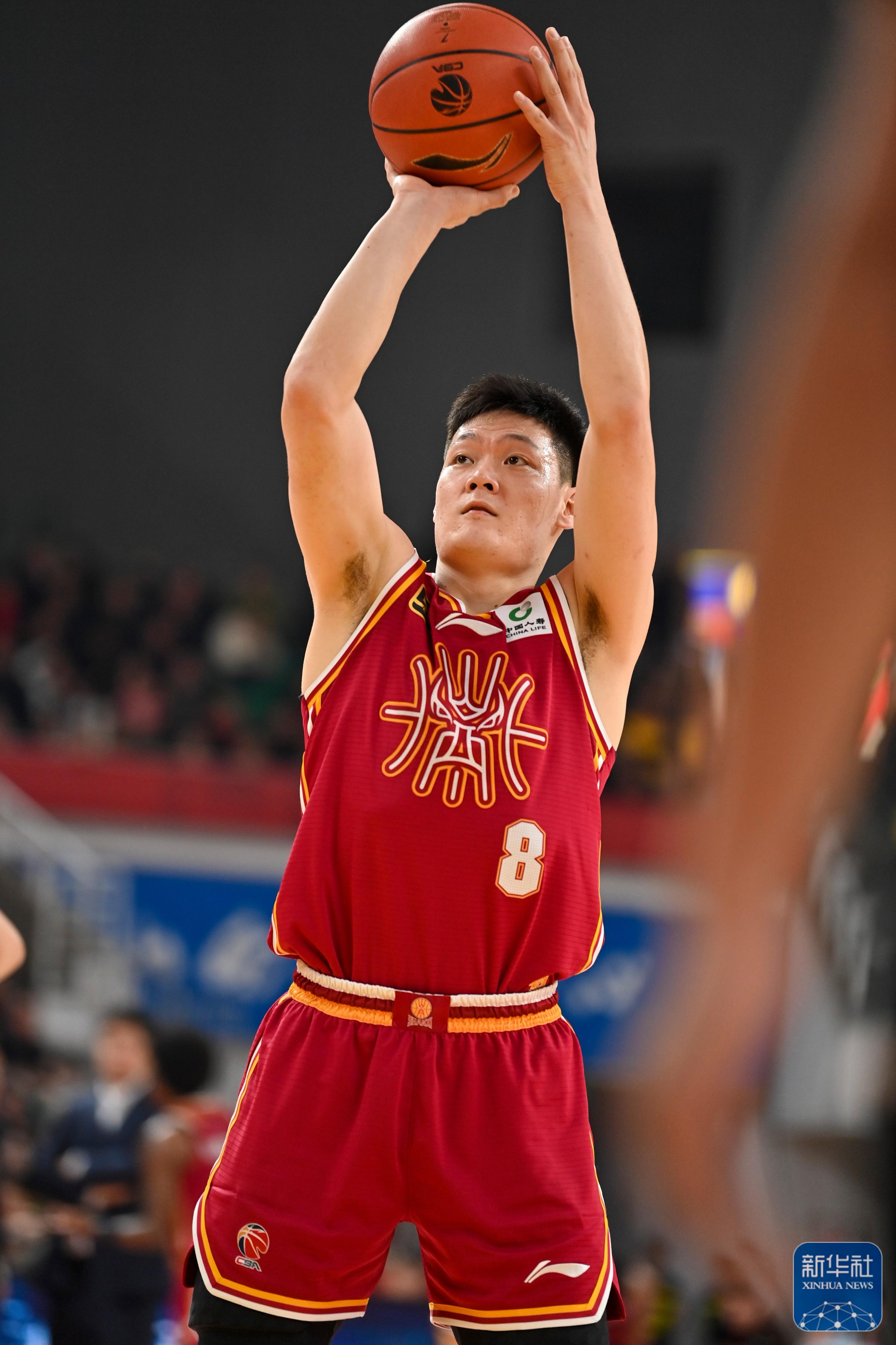 贵州男篮在主场力克福建队，取得胜利