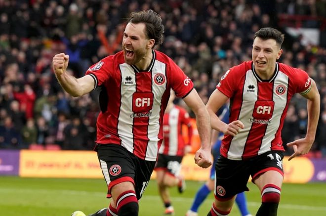 南安普顿客场战胜沃特福德,追赶欧战席位 南安普顿客场战胜沃特福德,追赶欧战席位