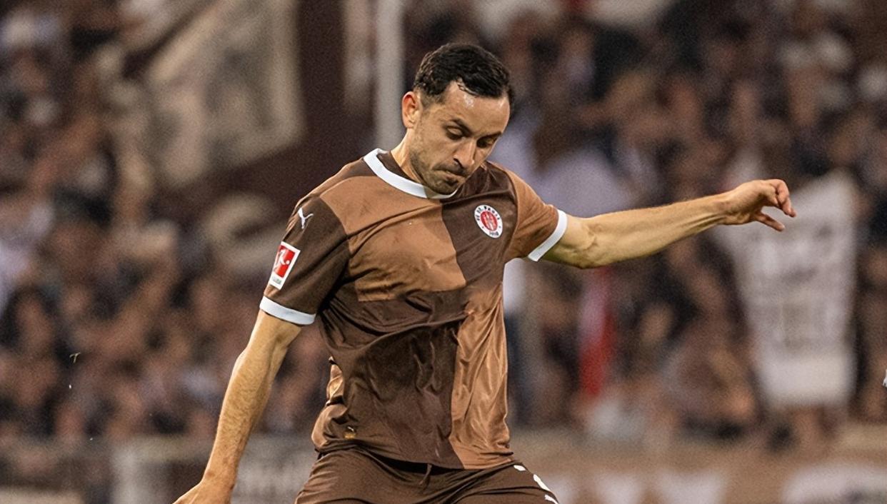 RB莱比锡成功摆脱低迷,取得重要三分 RB莱比锡成功摆脱低迷,取得重要三分