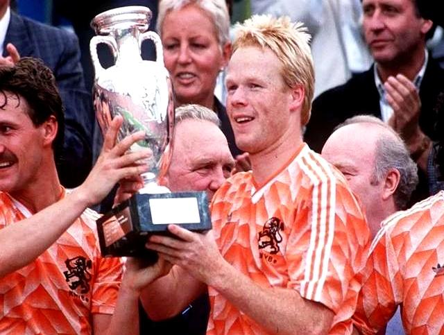 荷兰队选手再获好成绩,赢得观众喝彩 荷兰队选手再获好成绩,赢得观众喝彩