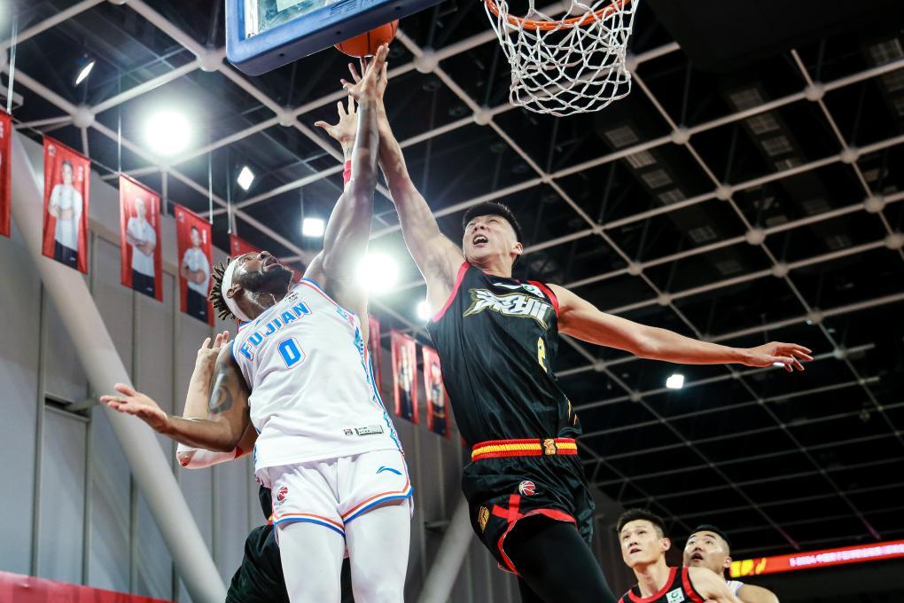 辽宁队多点开花,轻取北京队,取得胜利保持不败 辽宁队多点开花,轻取北京队,取得胜利保持不败