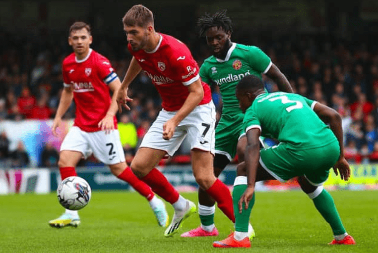 斯温登城告捷继续保级,目标愈发清晰的简单介绍 斯温登城告捷继续保级,目标愈发清晰的简单介绍