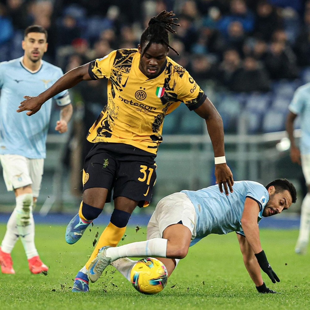 国际米兰险胜荷兰，阿尔巴绝境逆转的简单介绍