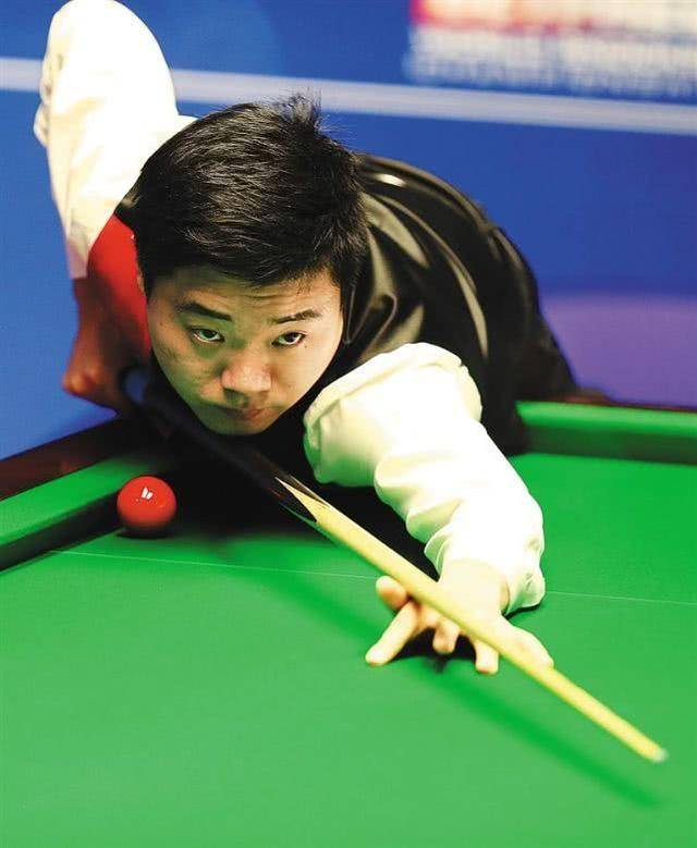 包含惊天逆转!田径战队挺进四强的词条 包含惊天逆转!田径战队挺进四强的词条