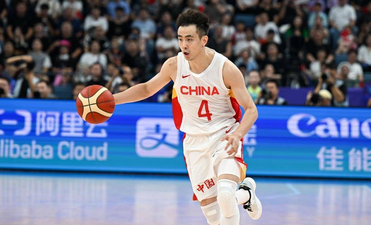 关于步行者完胜深圳队,赵继伟扛起全队的信息 关于步行者完胜深圳队,赵继伟扛起全队的信息