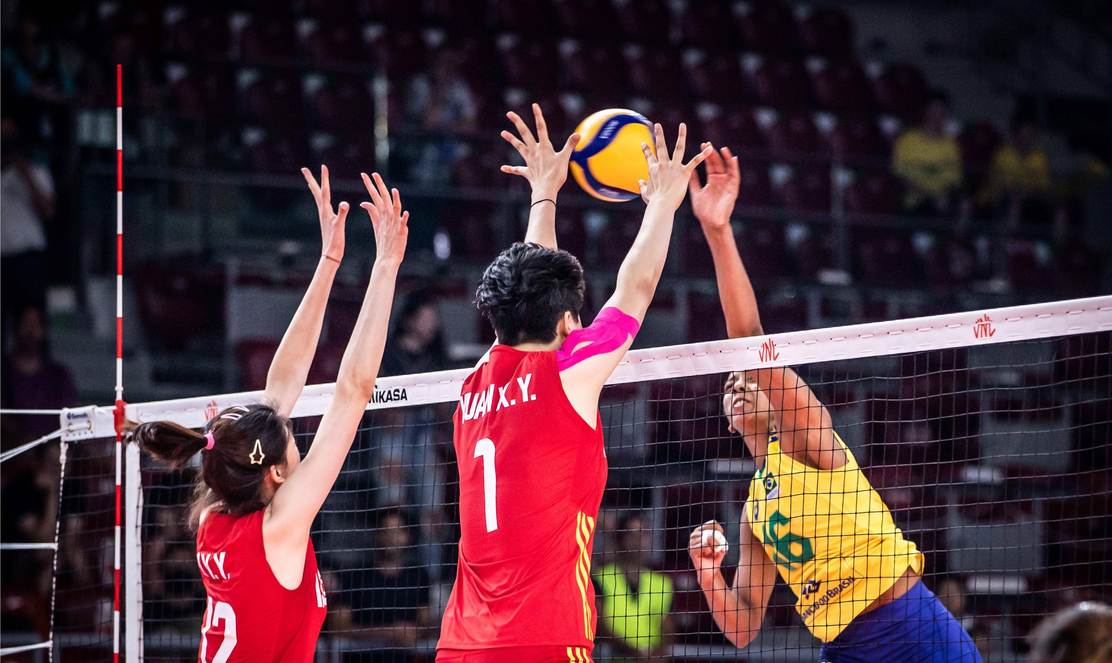 关于中国队翻盘日本队,李梓嘉带队取胜的信息 关于中国队翻盘日本队,李梓嘉带队取胜的信息