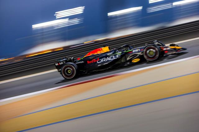 红牛二队轻取梅赛德斯，周冠宇关键制胜